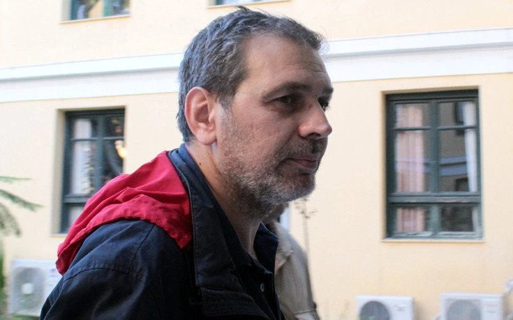 Χαμός στο Μακελειό: Για να επιδώσει εξώδικο από την υπουργό Εξωτερικών της Αλβανίας πήγε ο δικαστικός επιμελητής!